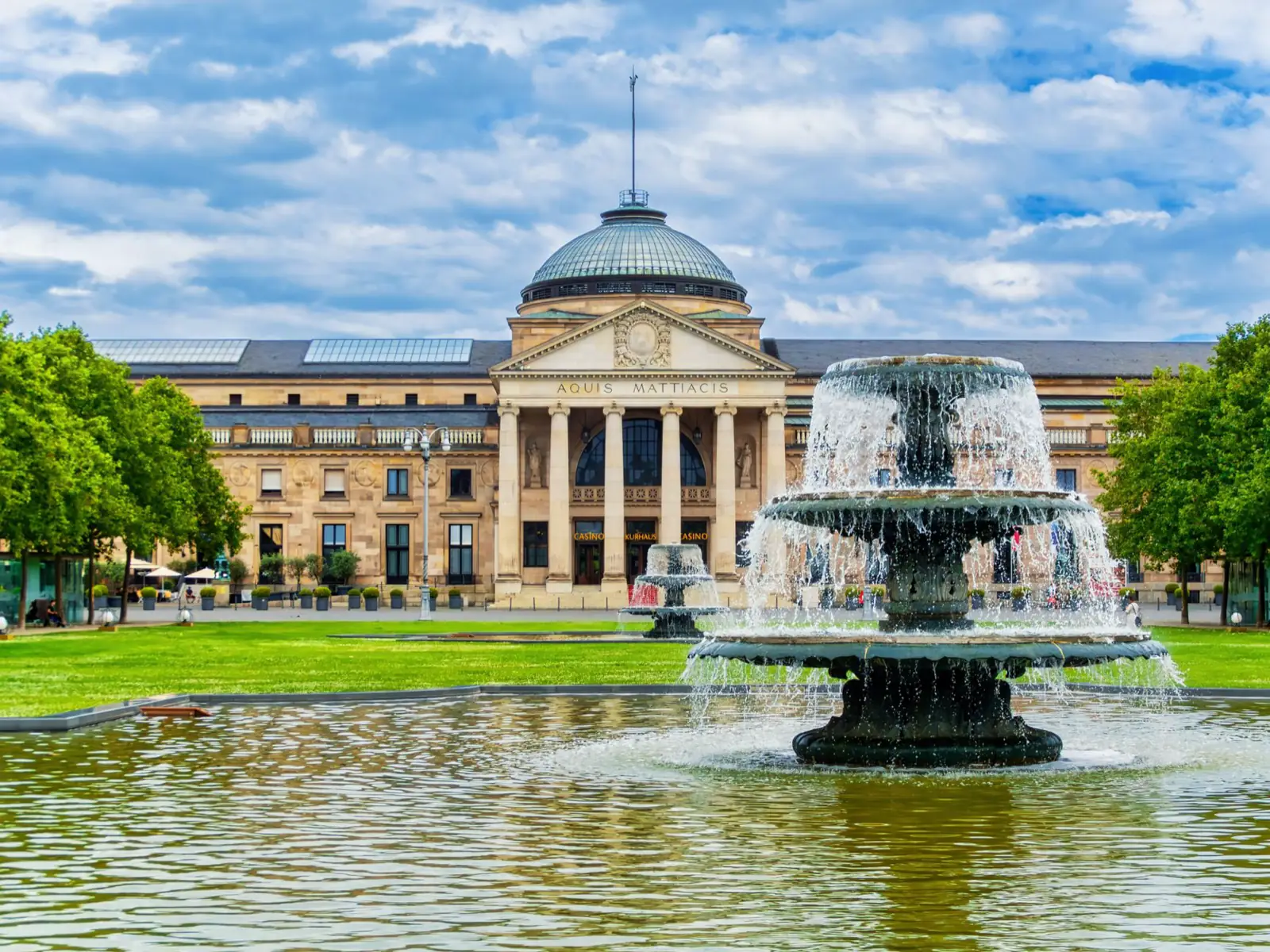 Das Kurhaus Wiesbaden, Wahrzeichen der hessischen Landeshauptstadt